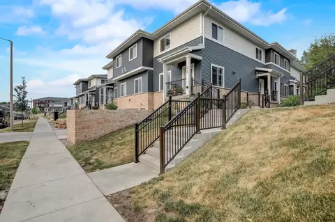1935 N Windsor Ave, Cottage Grove, WI 53527