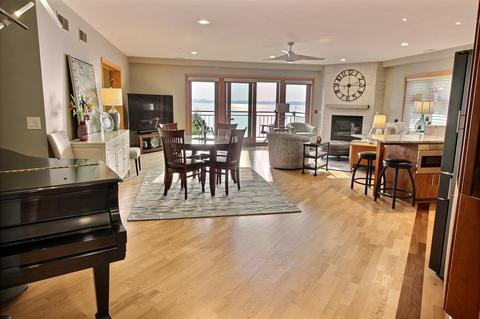 4101 Monona Dr #202, Monona, WI 53716