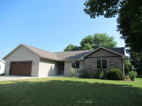 3211 Westminster Rd, Janesville, WI 53546
