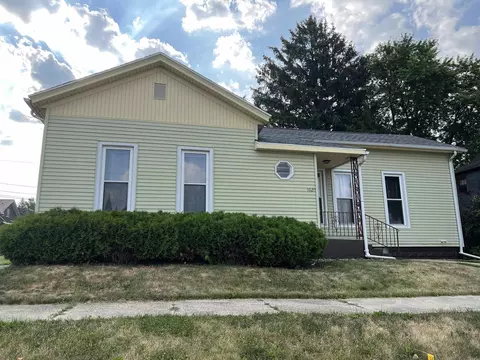 1020 18th Ave, Monroe, WI 53566