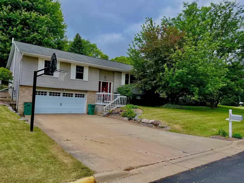 6206 Pheasant Run, Mcfarland, WI 53558