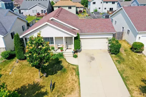 268 Tall Grass Trl, Sun Prairie, WI 53590