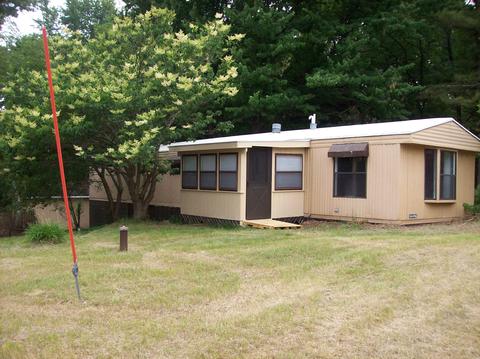 1131 Morris St, Neshkoro, WI 54960