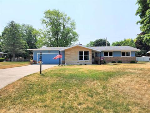 820 E Lilac Rd, Beloit, WI 53511