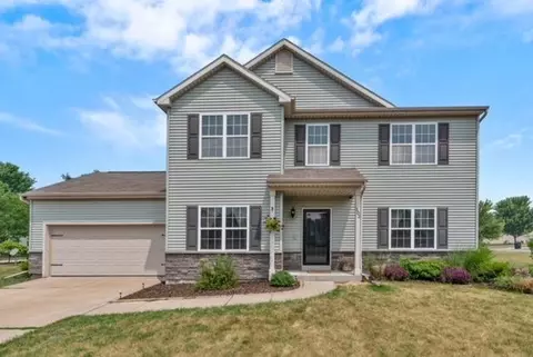 102 Caroline Ct, Beaver Dam, WI 53916