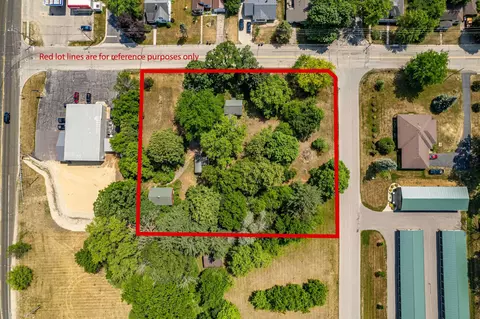 517 E North St, Poynette, WI 53955