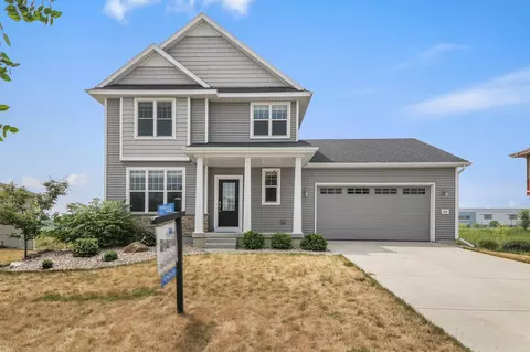 5441 Quiet Stone Dr, Fitchburg, WI 53711