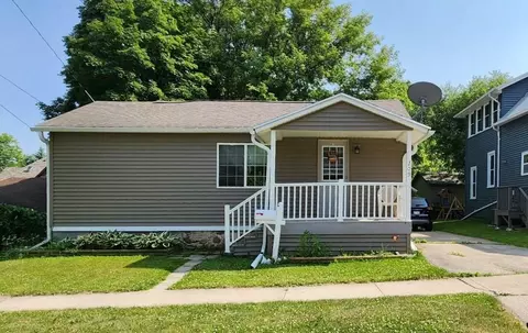 209 Oneida St, Beaver Dam, WI 53916