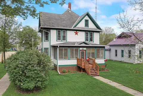 407 W 2nd Ave, Brodhead, WI 53520