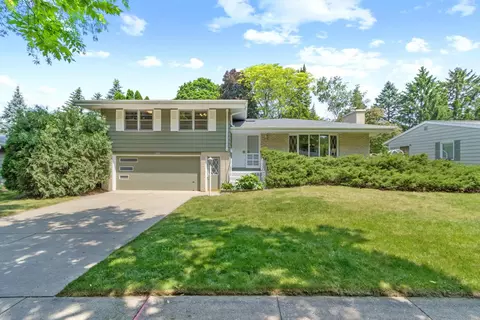 1822 Elka Ln, Madison, WI 53704
