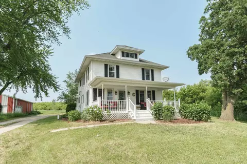w8016 Redwood Road, Beaver Dam, WI 53916