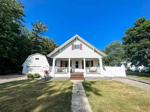 308 Union St, La Valle, WI 53941