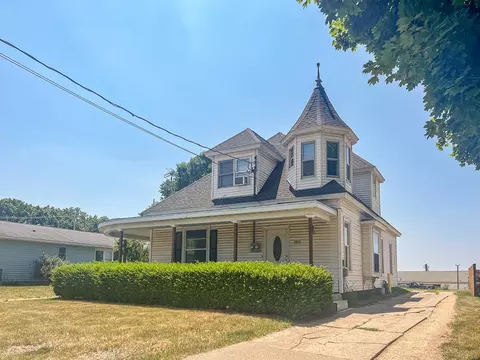 2815 N Percival St, Hazel Green, WI 53811