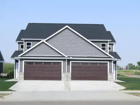 3929-3931 Tanglewood Pl, Janesville, WI 53546