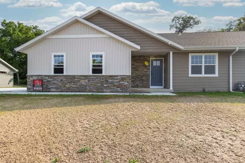 5319 N Wright Rd #A, Milton, WI 53563