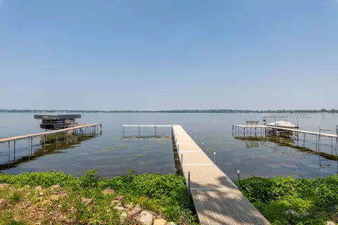 4413 Winnequah Rd, Monona, WI 53716