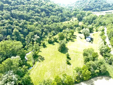 e2381 Mellem Road, De Soto, WI 54624
