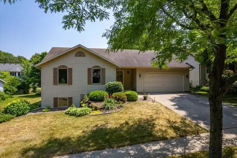 4205 Heffernan Dr, Madison, WI 53704