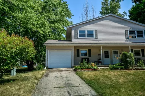 6 Westbrook Cir, Madison, WI 53711