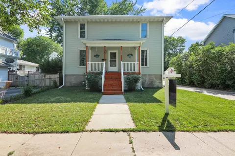 910 Oakland Ave, Madison, WI 53711