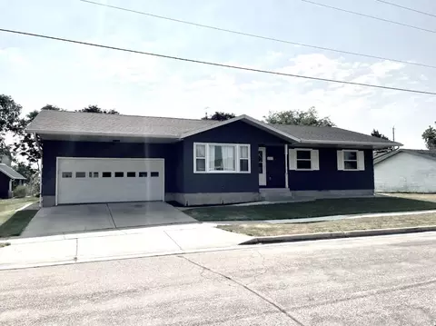 222 S Madison St, Monticello, WI 53570