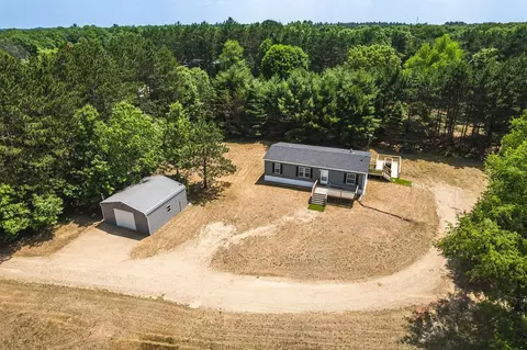 n4889 Brentwood Way, Montello, WI 53949