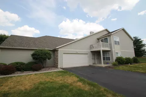 1401 Sienna Crossing Common #55, Janesville, WI 53546