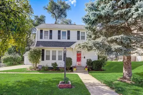220 S Academy St, Stoughton, WI 53589