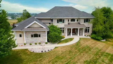 5 Turnwood Cir, Verona, WI 53593