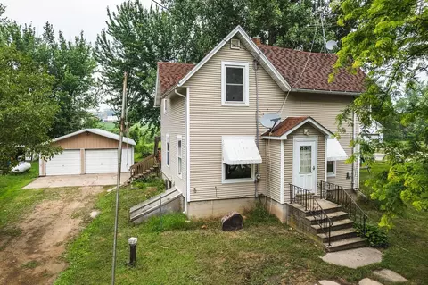 e4072 West Hillpoint Road, Hillpoint, WI 53937