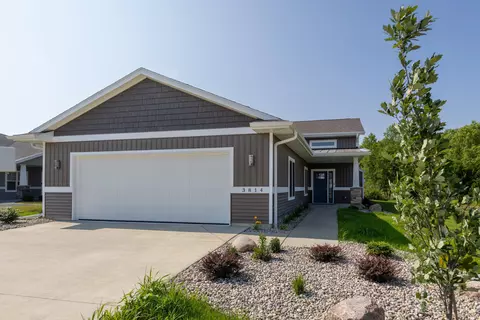 3814 Huntington Ave, Janesville, WI 53545