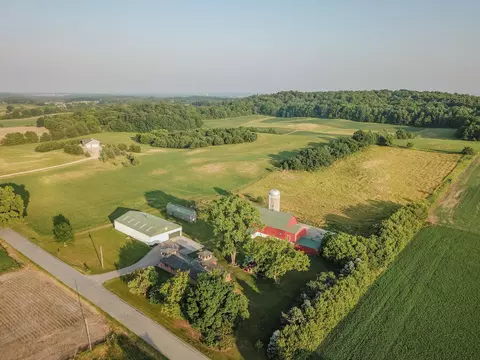 22959 Derby Ave, Tomah, WI 54660