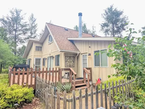 2418 Valley Rd, Friendship, WI 53934