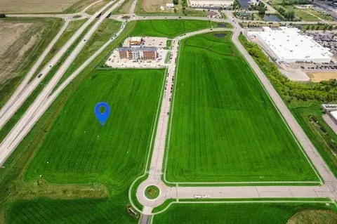 6 8 Ac Gateway Dr, Baraboo, WI 53913