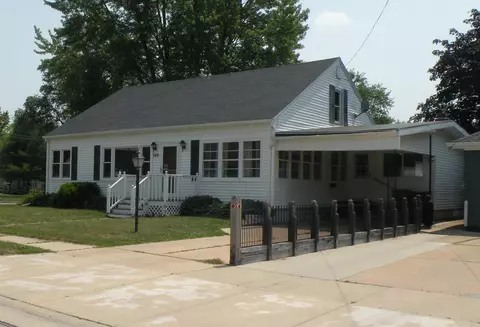 340 SW Ceresco St, Berlin, WI 54923