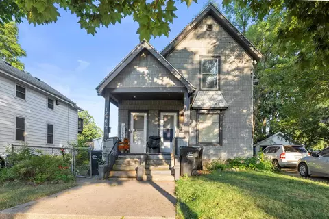 1216 8th St, Beloit, WI 53511