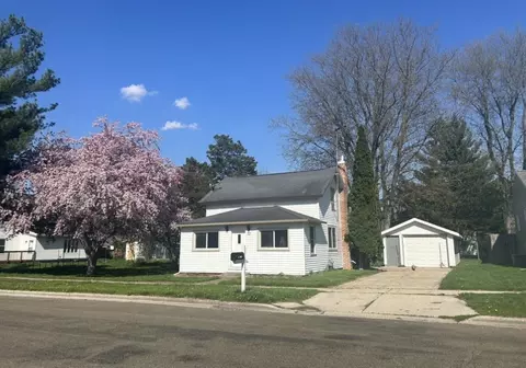 424 Union St, Rio, WI 53960