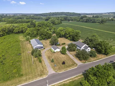 2825 Williams Dr, Stoughton, WI 53589