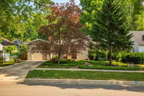 3734 Hillcrest Dr, Madison, WI 53705