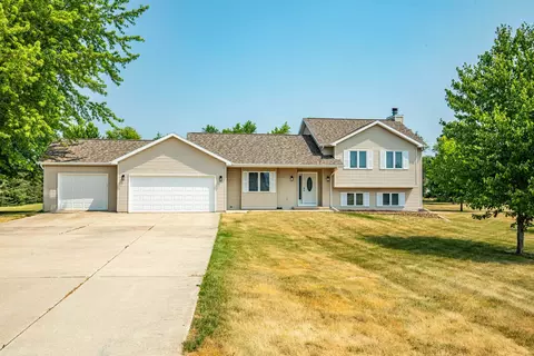 w3292 Blazer Road, Belleville, WI 53508