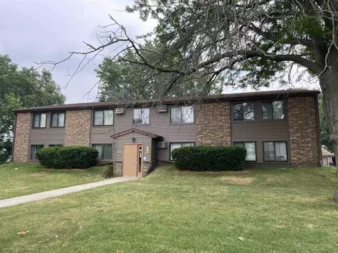 2116 Colony Ct #2, Beloit, WI 53511