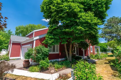 7320 Cedar Creek Trl, Madison, WI 53717