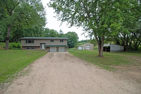 8219 Knight Hollow Rd, Arena, WI 53503
