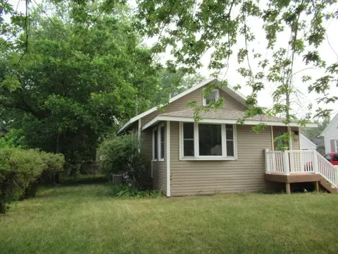 113 E State St, Janesville, WI 53546