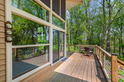 w10673 Cascade Mountain Road, Portage, WI 53901