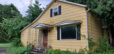 n1614 Madison Street, Markesan, WI 53946