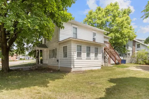 404-406 Milton Ave, Janesville, WI 53545
