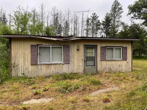 1152 Badger Ave, Nekoosa, WI 54457