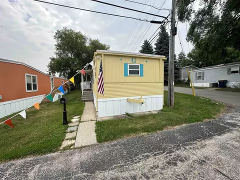 10211 W Greenfield Ave #33, West Allis, WI 53214