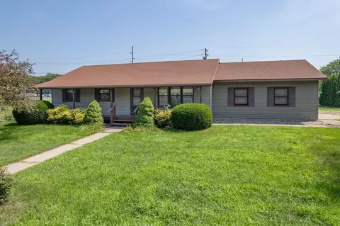 1520 Coventry Ct, Reedsburg, WI 53959